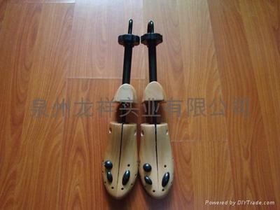 張大鞋撐 福建森龍公司的匠心之作